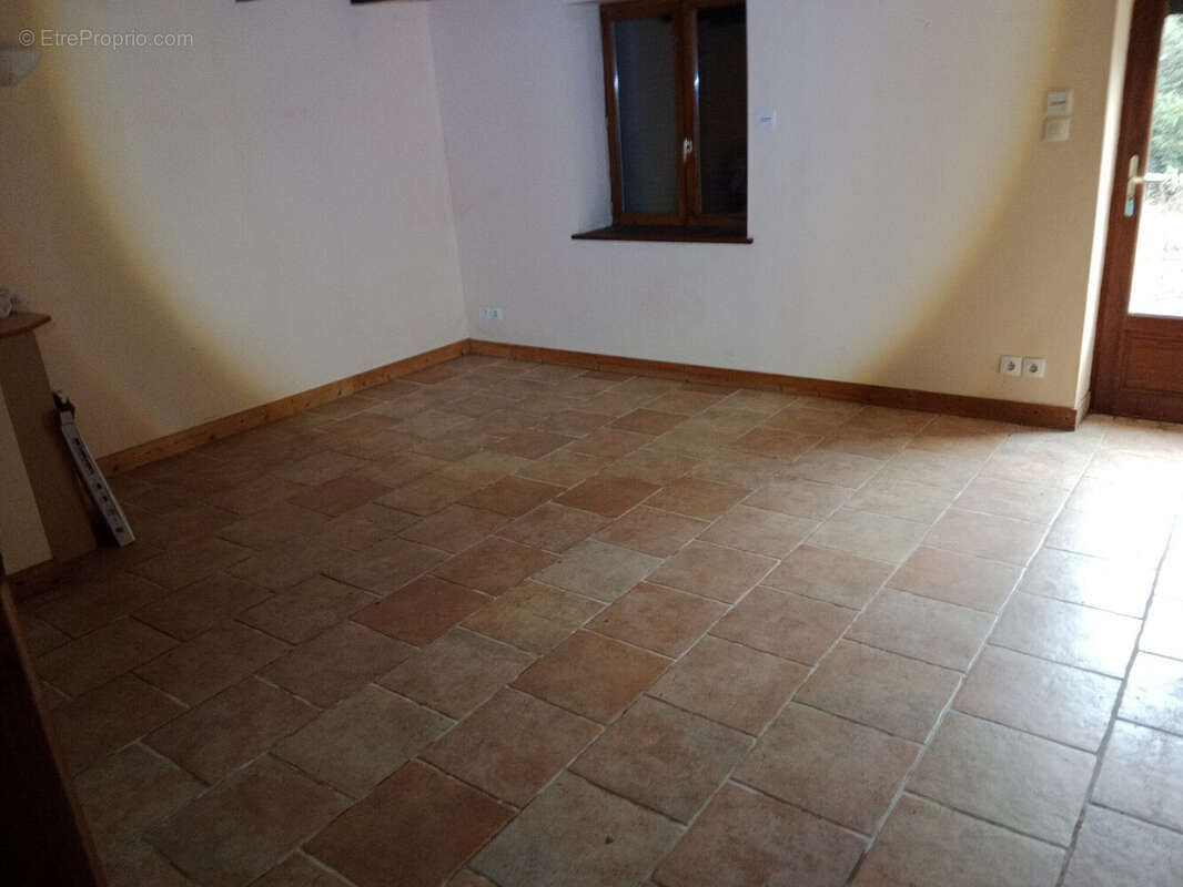 Maison à USSON-DU-POITOU