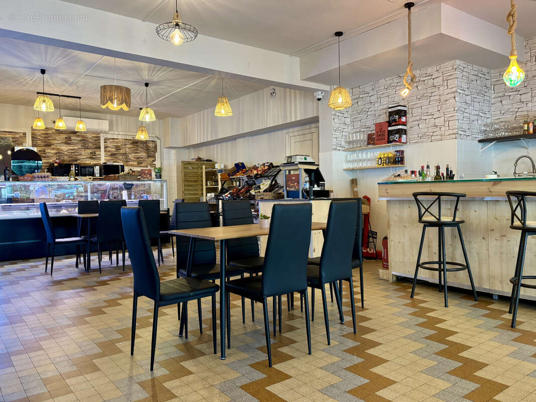 Commerce à ROQUEBRUNE-CAP-MARTIN