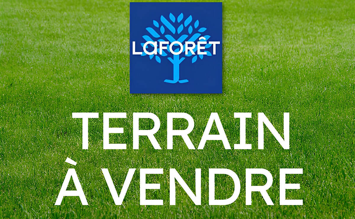 Terrain à SAINT-GERMAIN-LES-ARPAJON