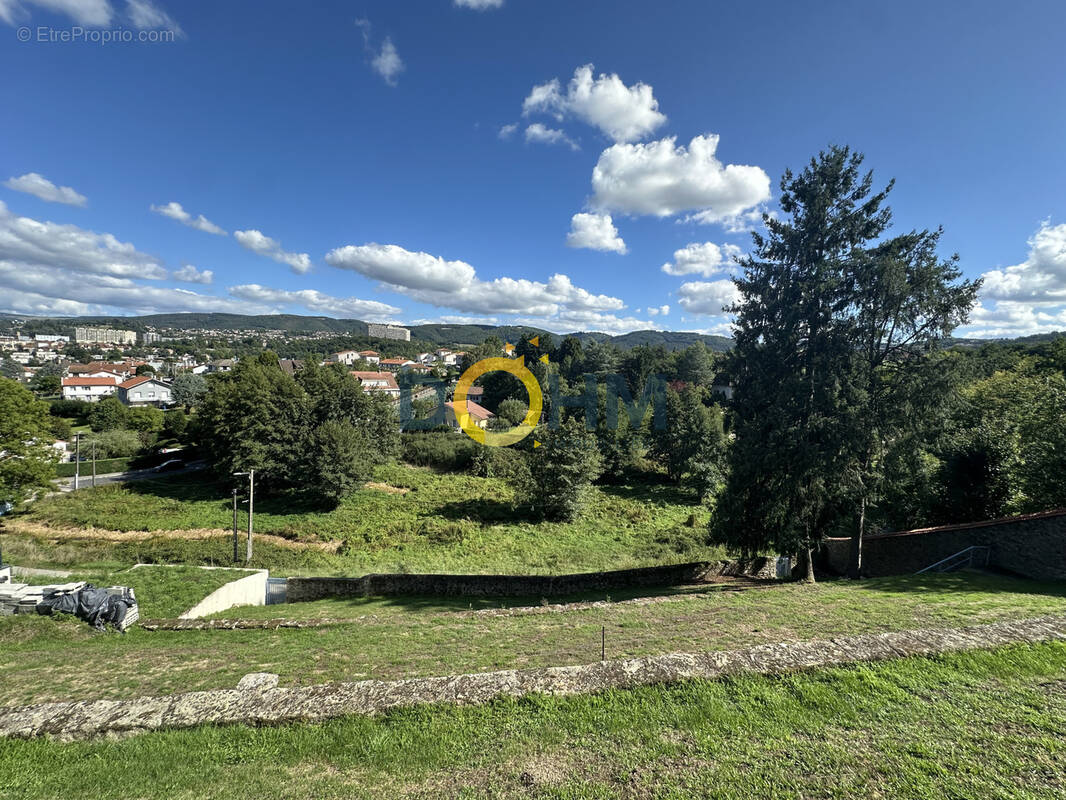 Terrain à FRAISSES