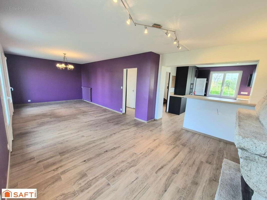 Photo 5 - Maison à LANDIVISIAU