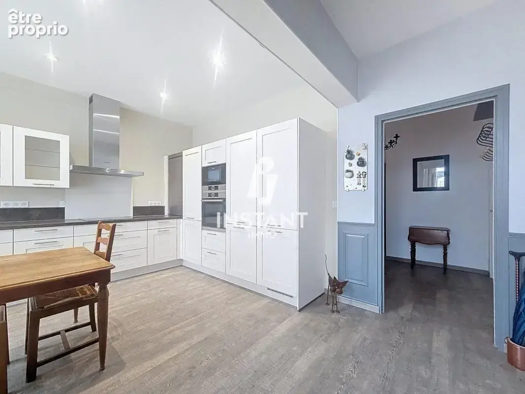 Maison familiale avec sous-sol - photo 4