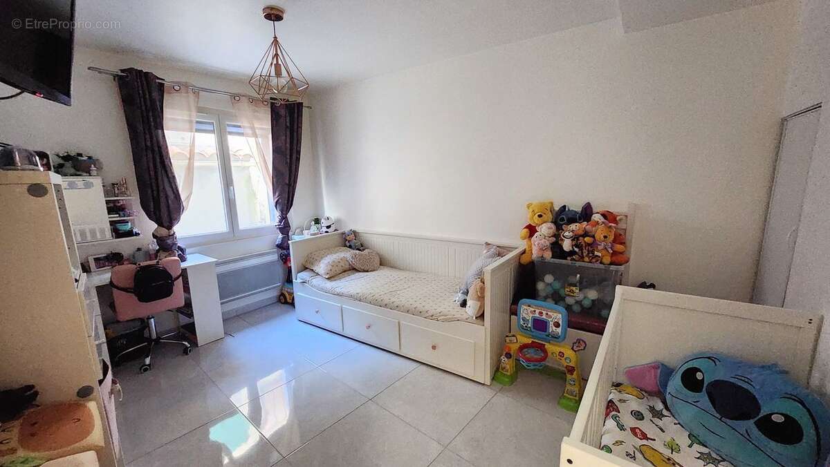 AURIOL - Appartement en duplex Type 3 de 95m² - sans travaux - - Appartement à AURIOL