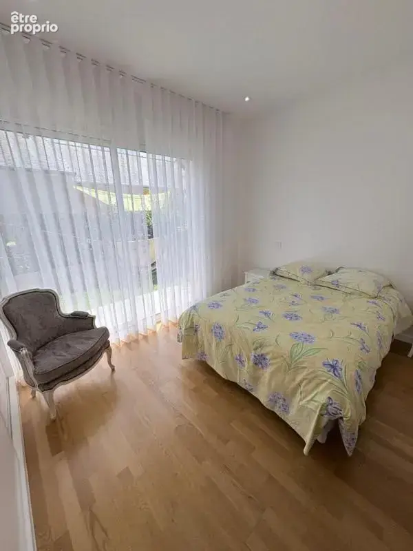 Maison PLAIN PIED TOTAL Montreuil Juigne 5 pièce(s) 160 m2 - photo 10
