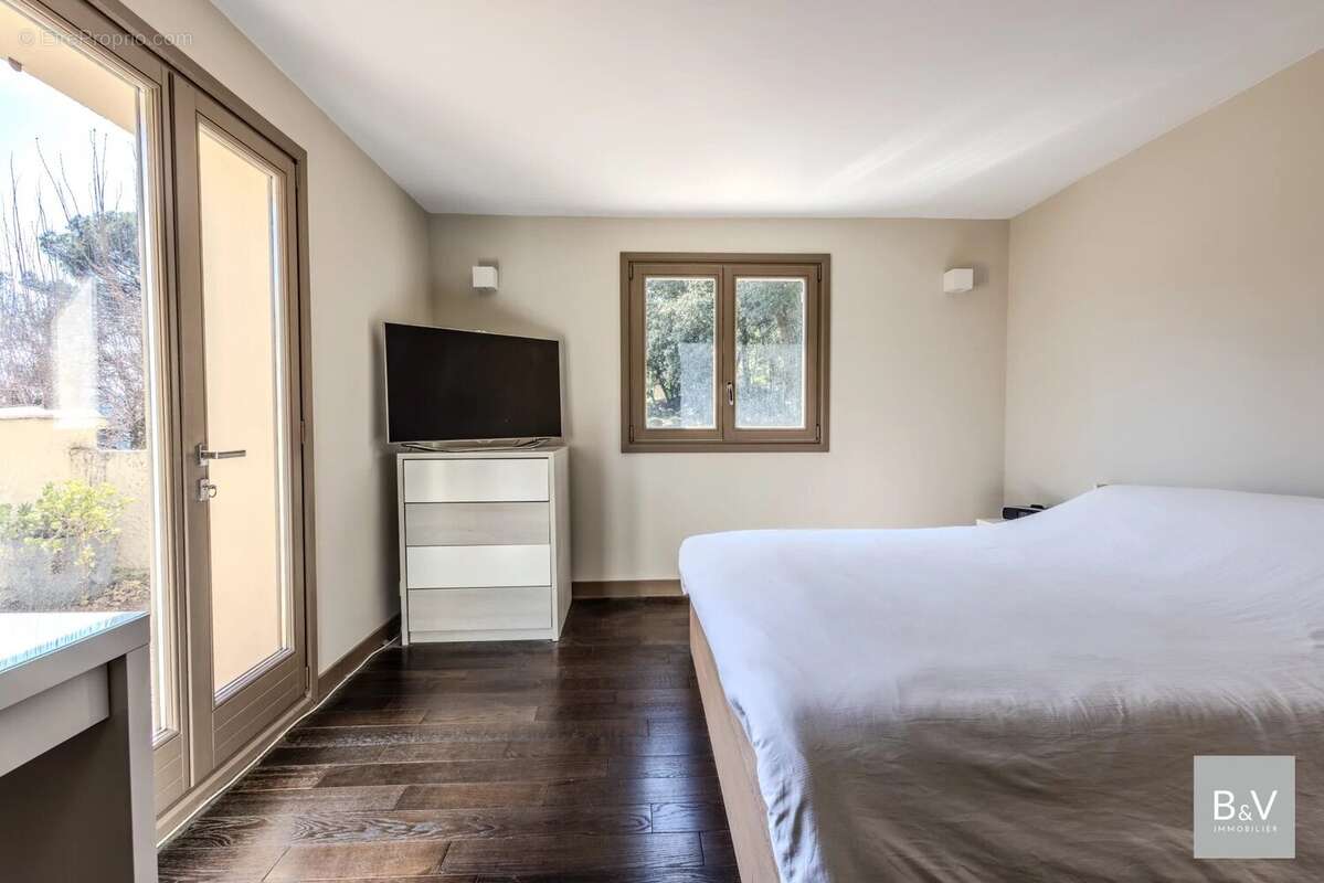 Maison à TOURRETTES-SUR-LOUP