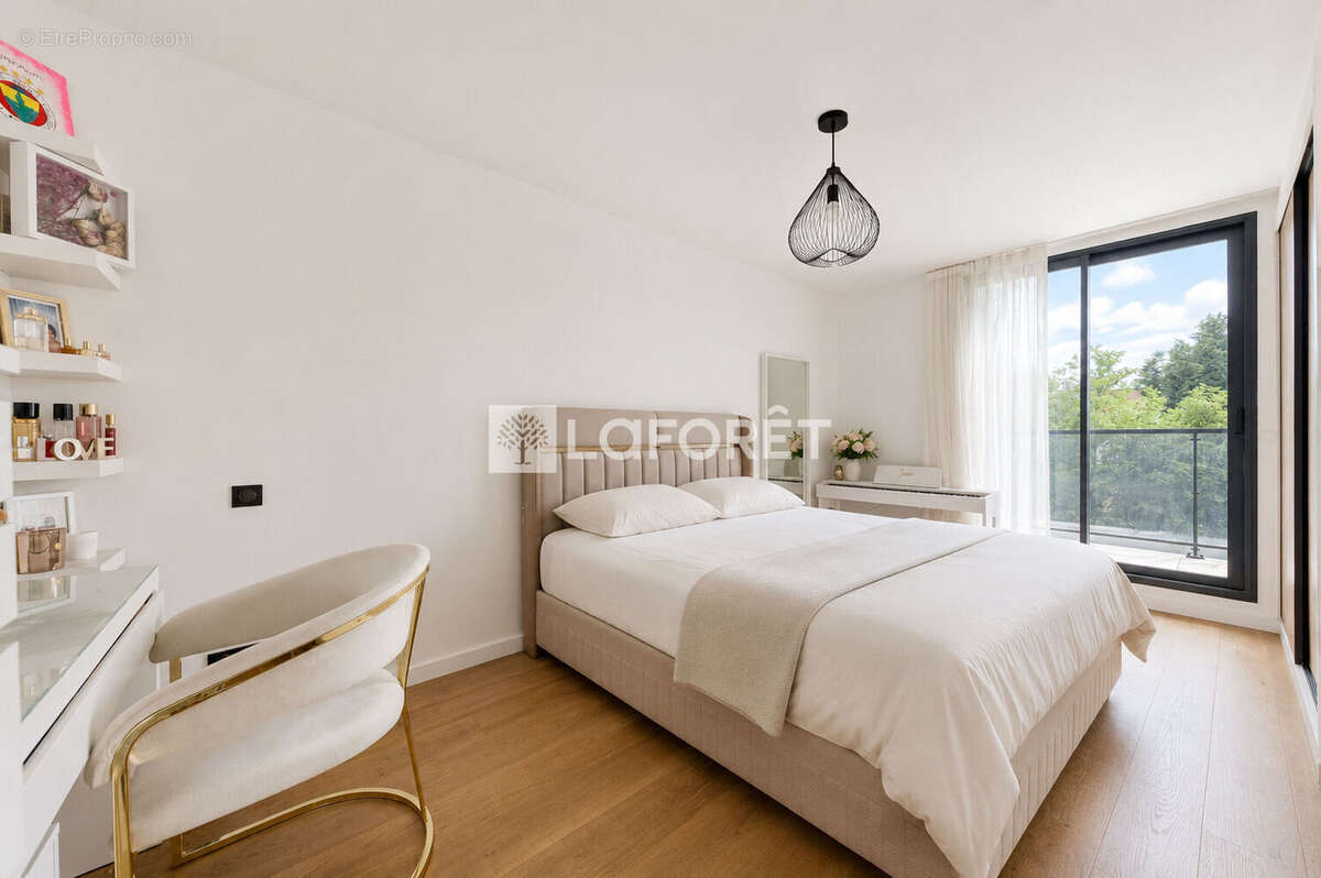 Maison d'Architecte  La Queue-En-Brie 7 pièce(s) 214.11m2 - photo 6