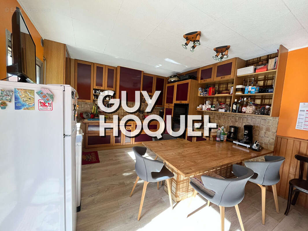 Maison à TOULON-SUR-ARROUX