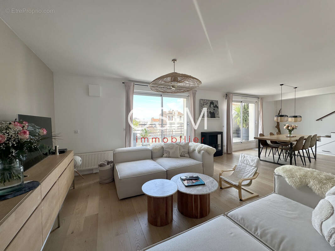 Appartement à SURESNES