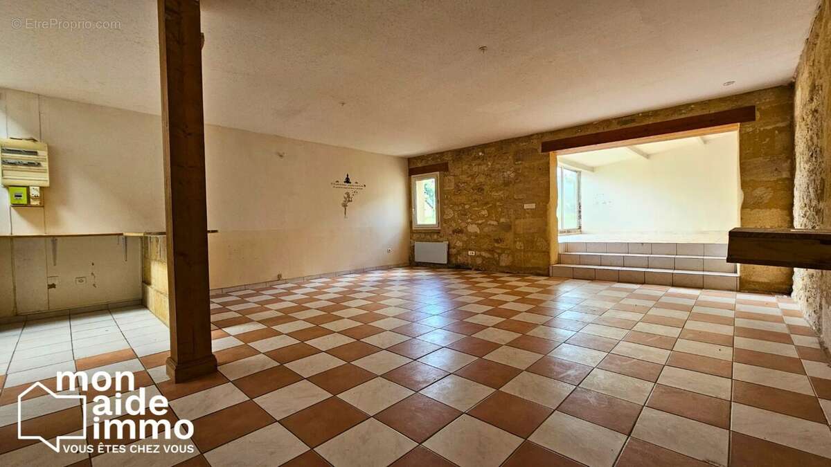 Maison à CASTILLON-LA-BATAILLE