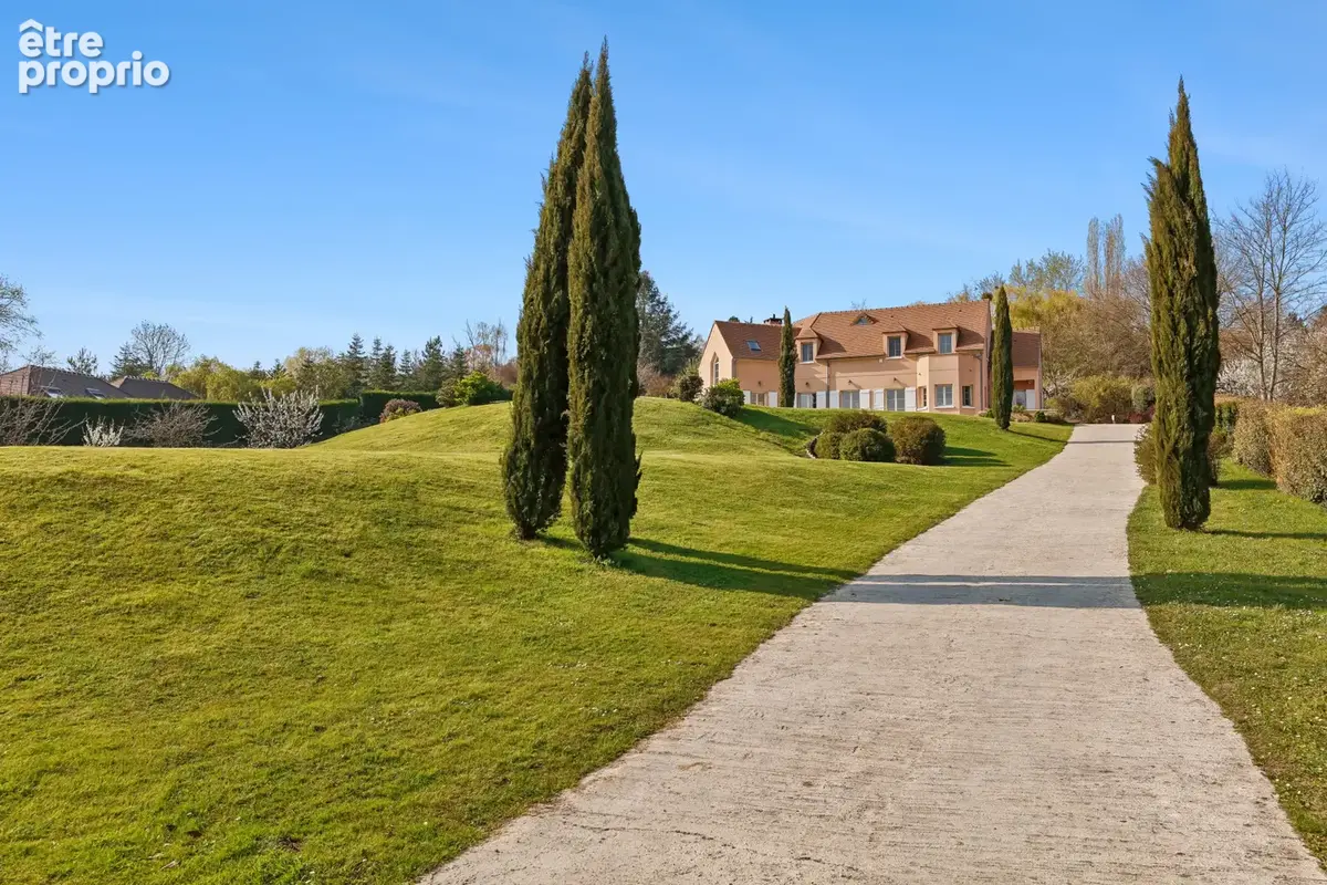 Chambourcy (78240) - Propriété contemporaine d’exception avec piscine - photo 4