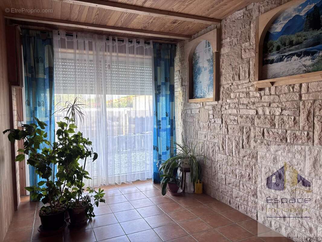 Maison à AIGREFEUILLE-D'AUNIS