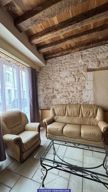 Maison à SAINT-BRIS-LE-VINEUX