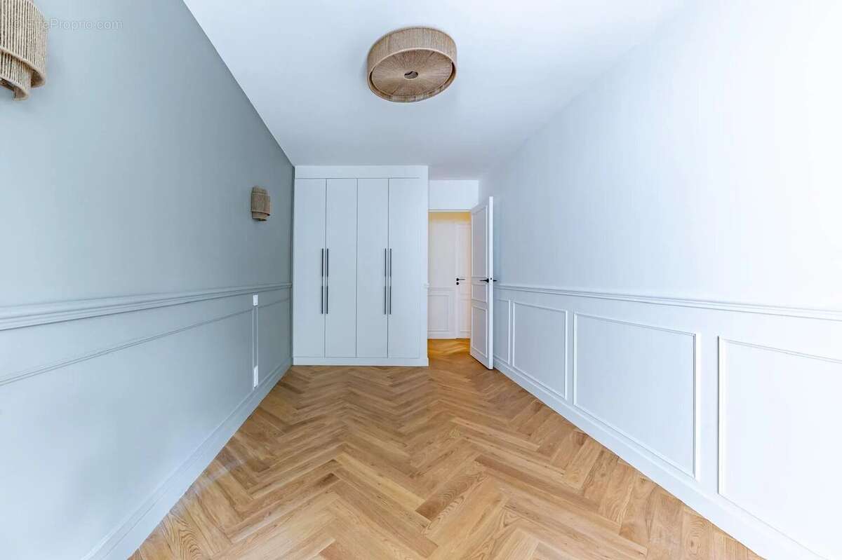 Appartement 49 m² à Paris-15e  - photo 13