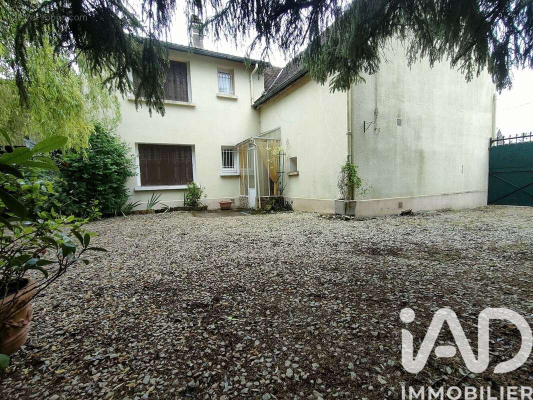 Photo 8 - Maison à COURGENAY