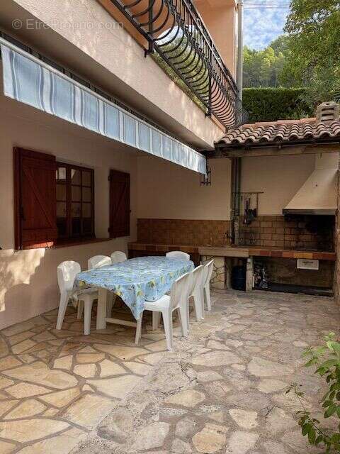 Photo 2 - Maison à LA MOTTE