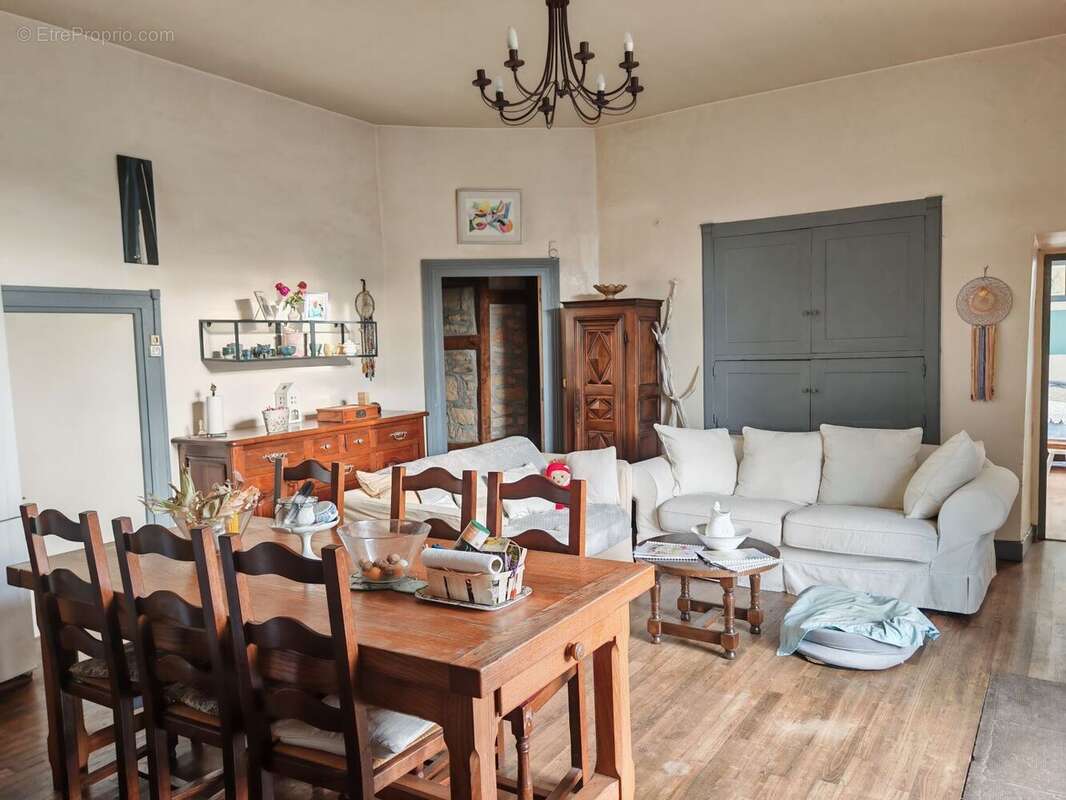 Cuisine - Maison à EXCIDEUIL