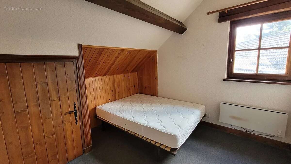 Maison à LE CHAMBON-SUR-LIGNON