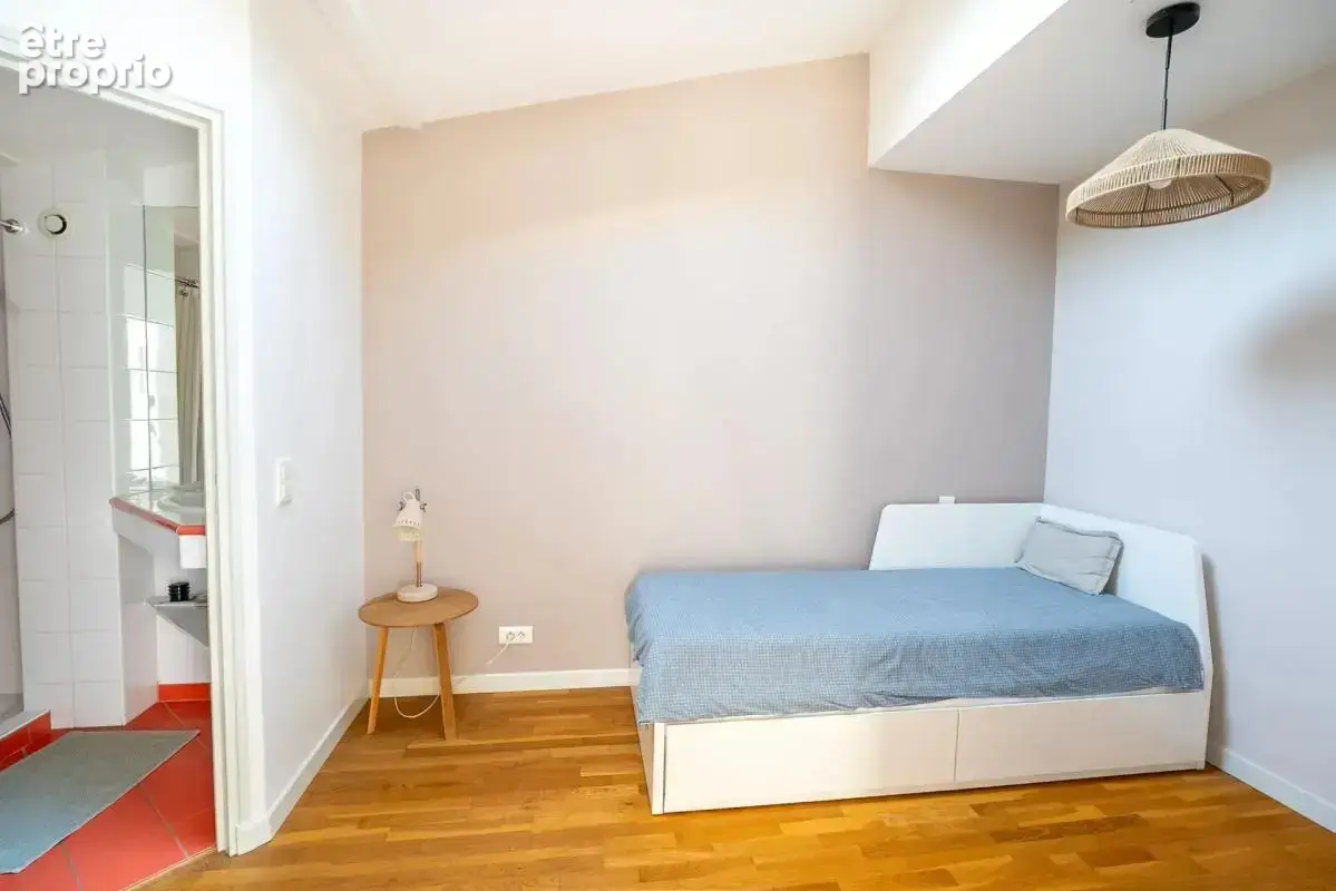 Maison en pierre rénovée de 142m² avec jardin – Saint Seurin - photo 8