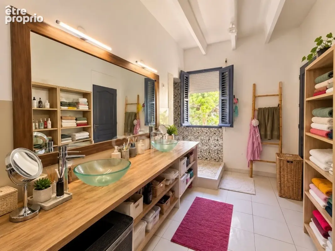A vendre - Fort de France Quartier Didier -  Villa T6 avec jardin, terrasse, carbet et piscine - photo 20