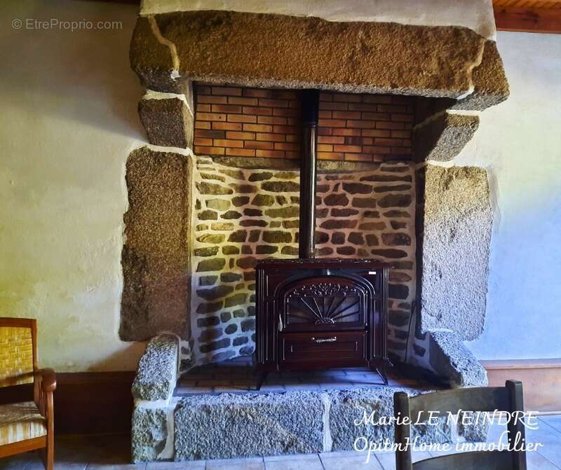 Maison à KERGRIST-MOELOU