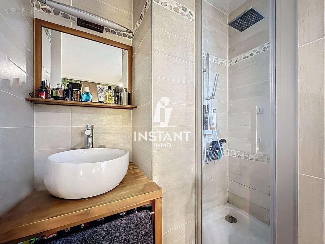 Maison à LE PERREUX-SUR-MARNE