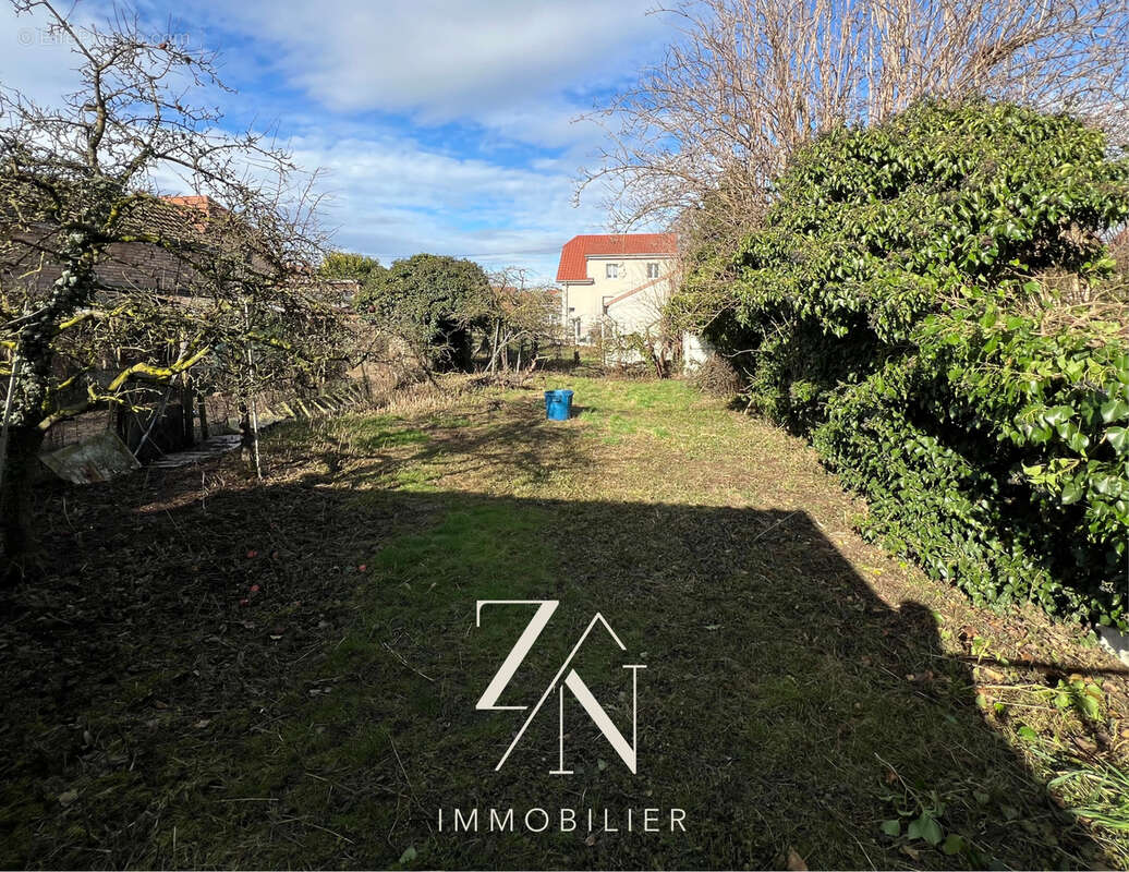 Terrain de 254 m2 - photo 2