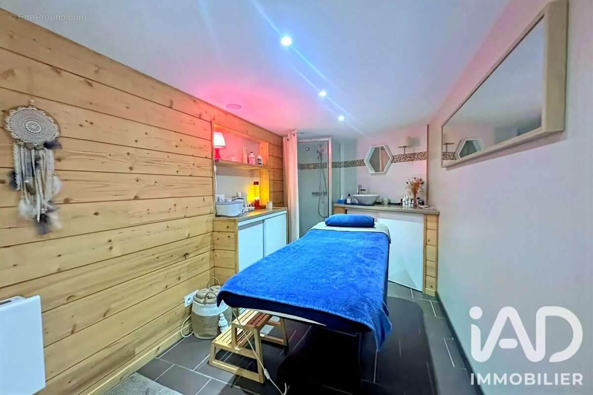Commerce 93 m² à Cauterets  - photo 4