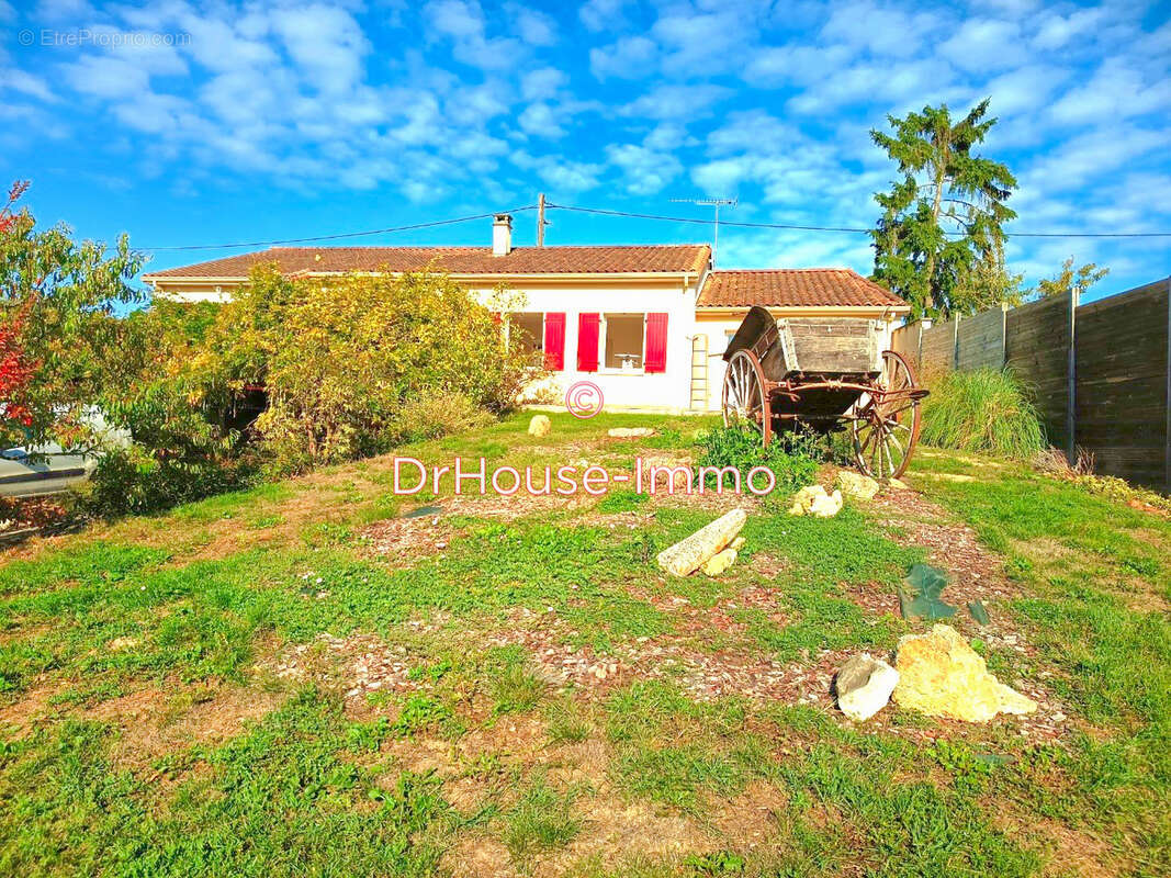 Maison à PAS-DE-JEU