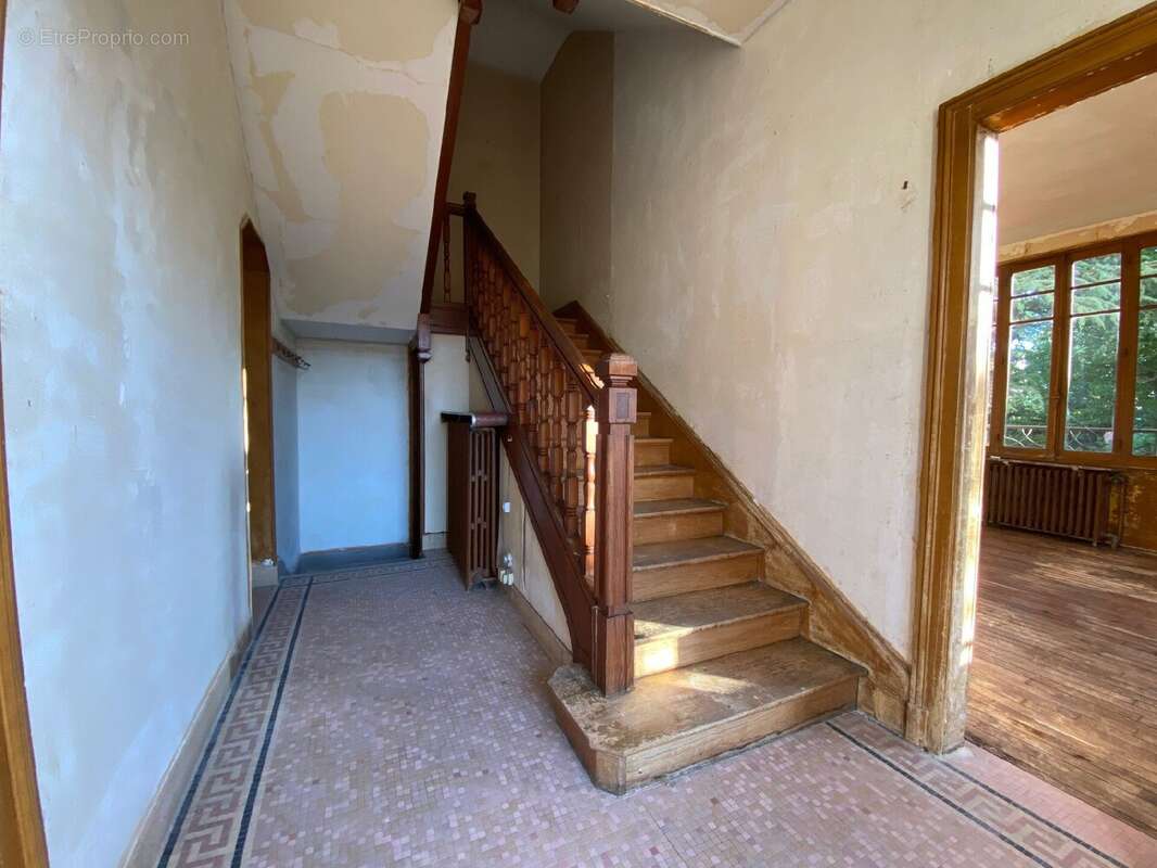 Maison 185 m² à Cusset  - photo 5