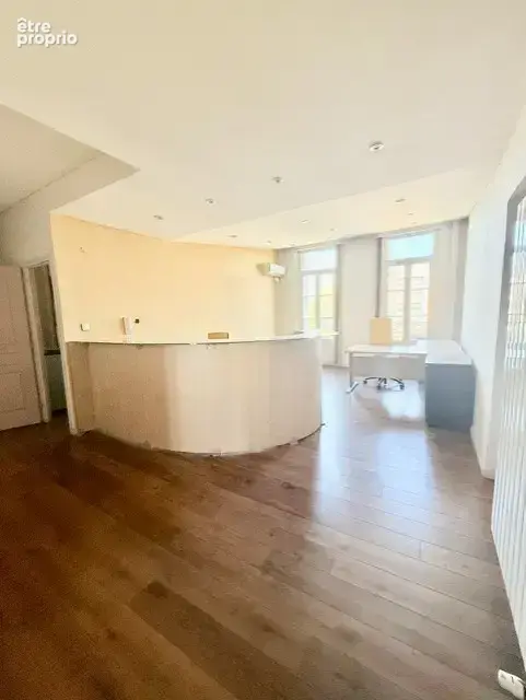 Toulon haute ville - local professionnel - bureaux 7 pieces - 165m2 - photo 5