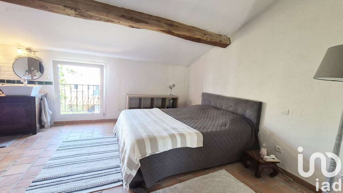 Photo 8 - Maison à LE PUY-SAINTE-REPARADE