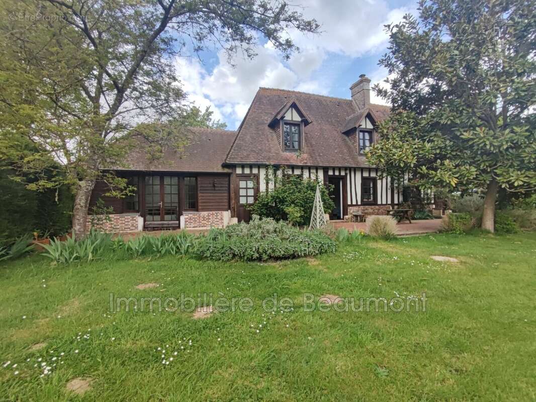 Maison à LE NEUBOURG