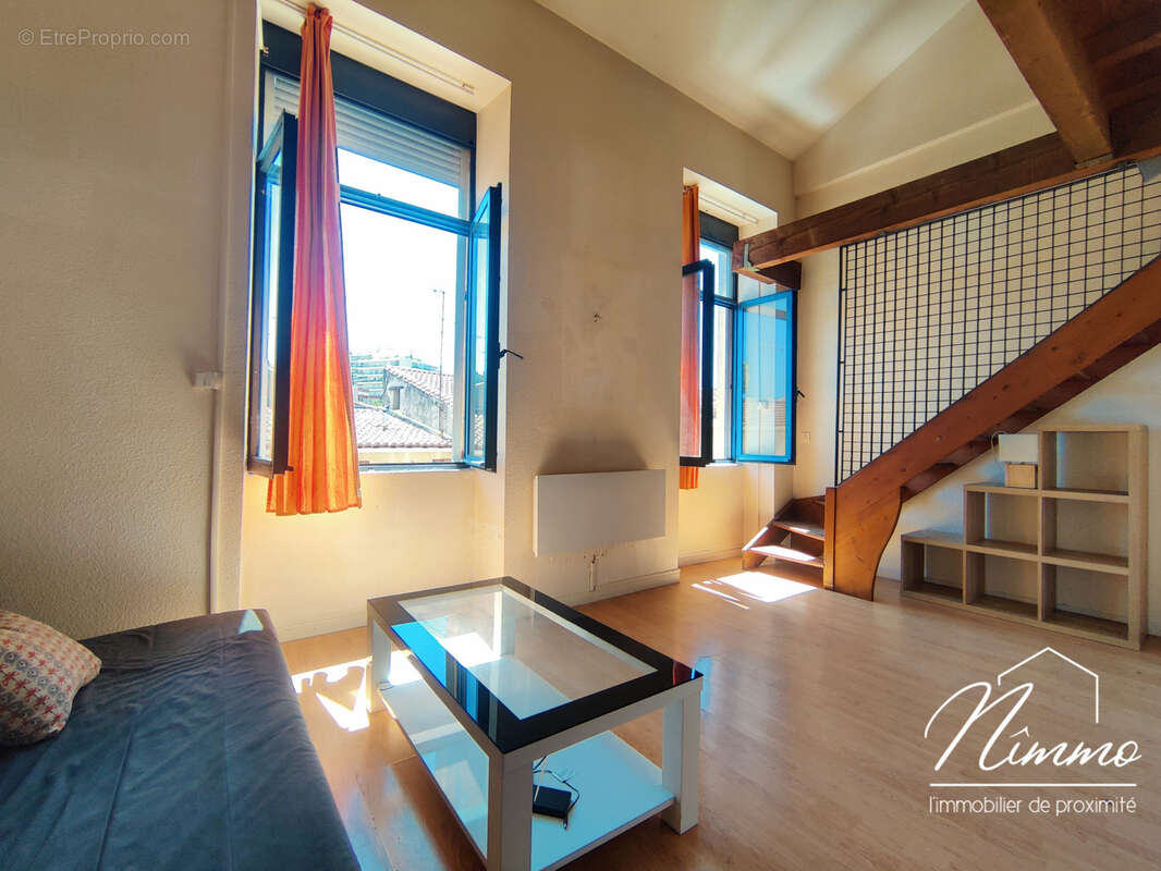 Appartement à NIMES