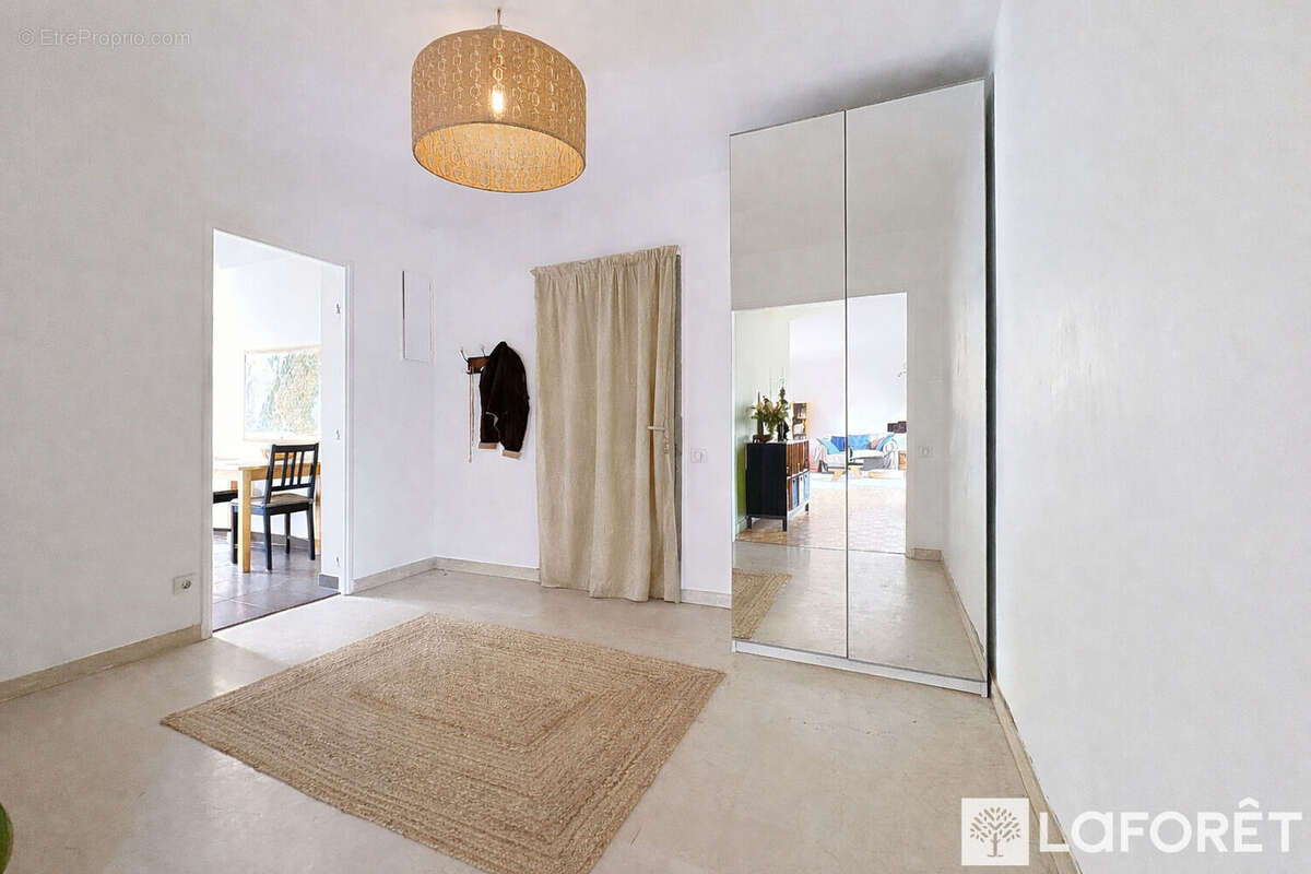 Appartement à LYON-9E