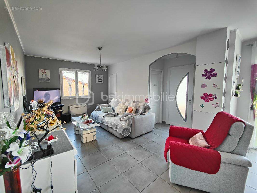 Maison à MONTREDON-DES-CORBIERES