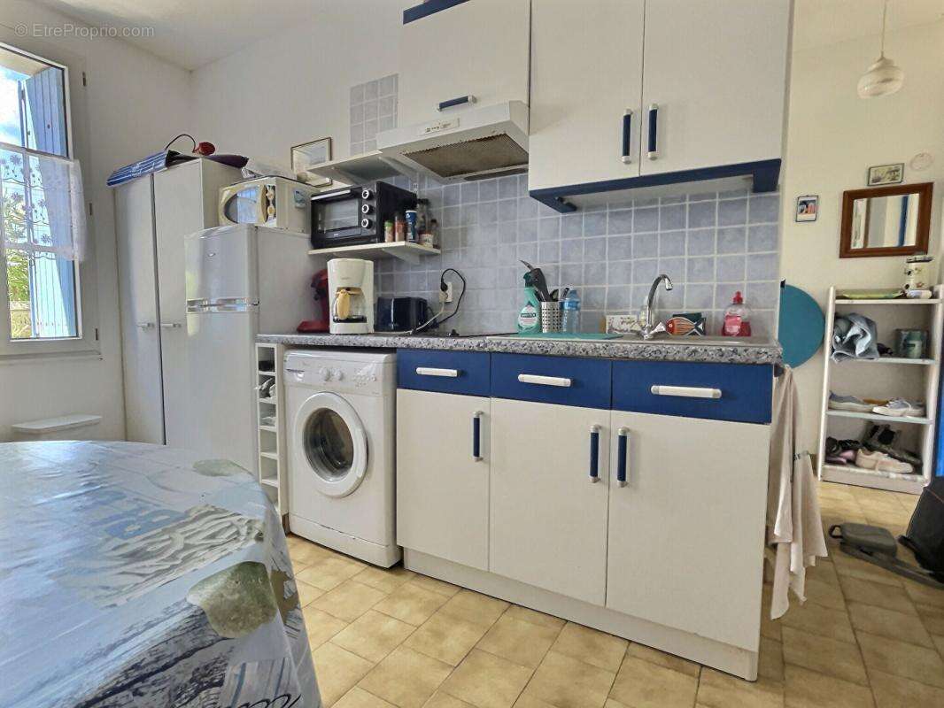 Appartement La Bree Les Bains 2 pièce(s) 28 m2 - photo 3