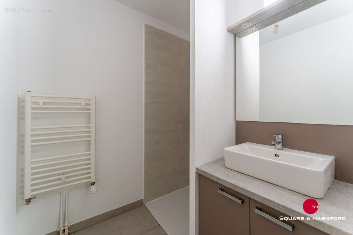 Appartement à VILLENAVE-D'ORNON