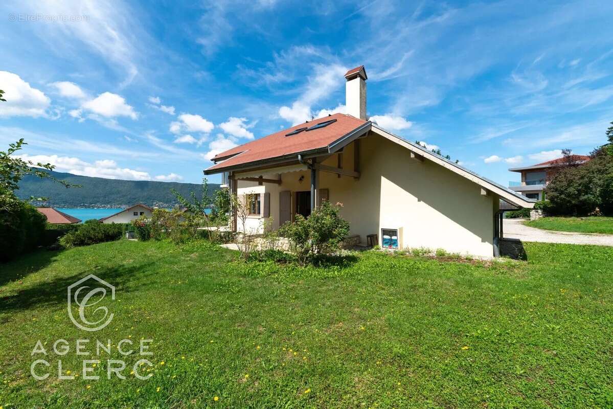 Maison à VEYRIER-DU-LAC