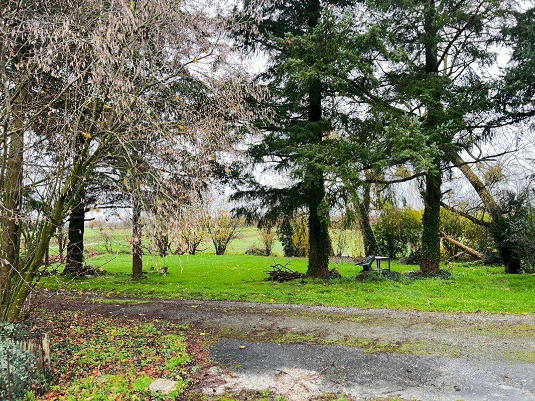 Maison à MONTOURNAIS