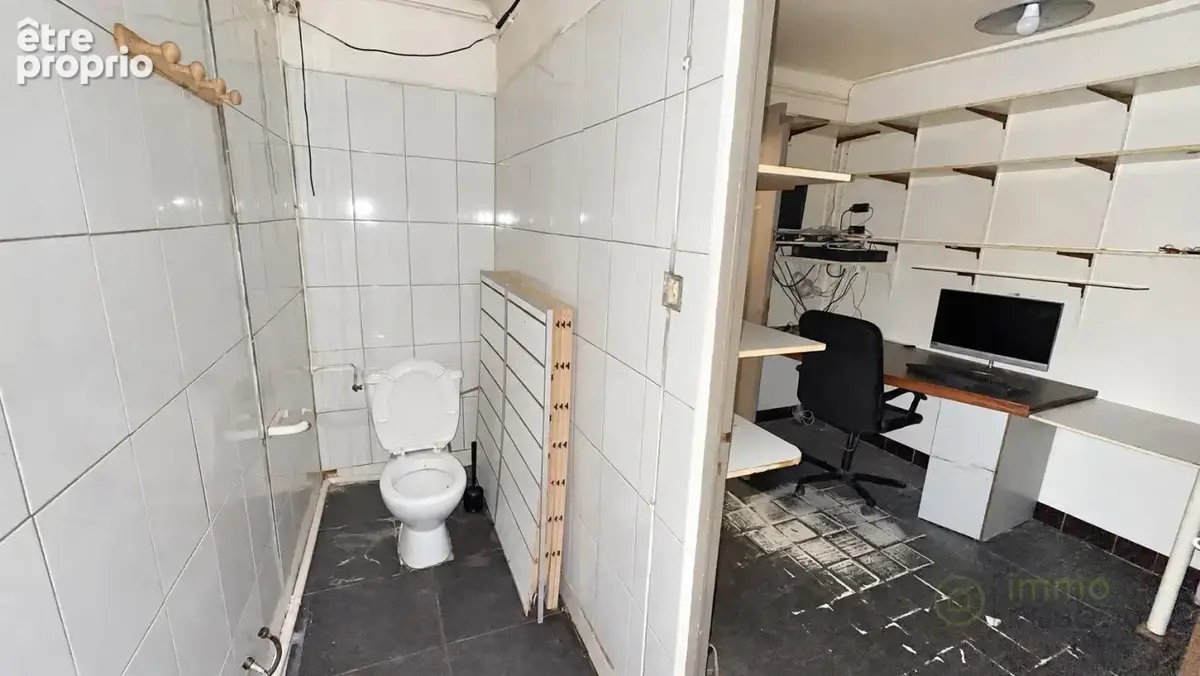 Local commercial - photo 7