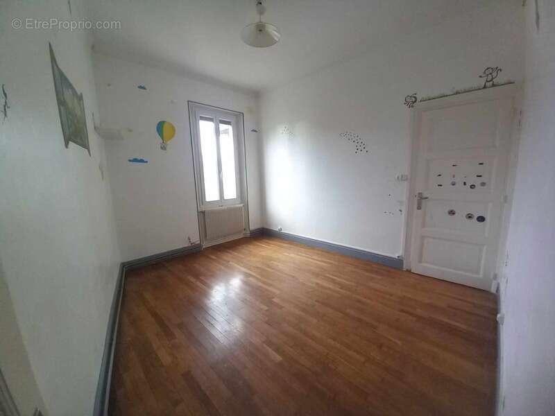 Appartement à THIERS