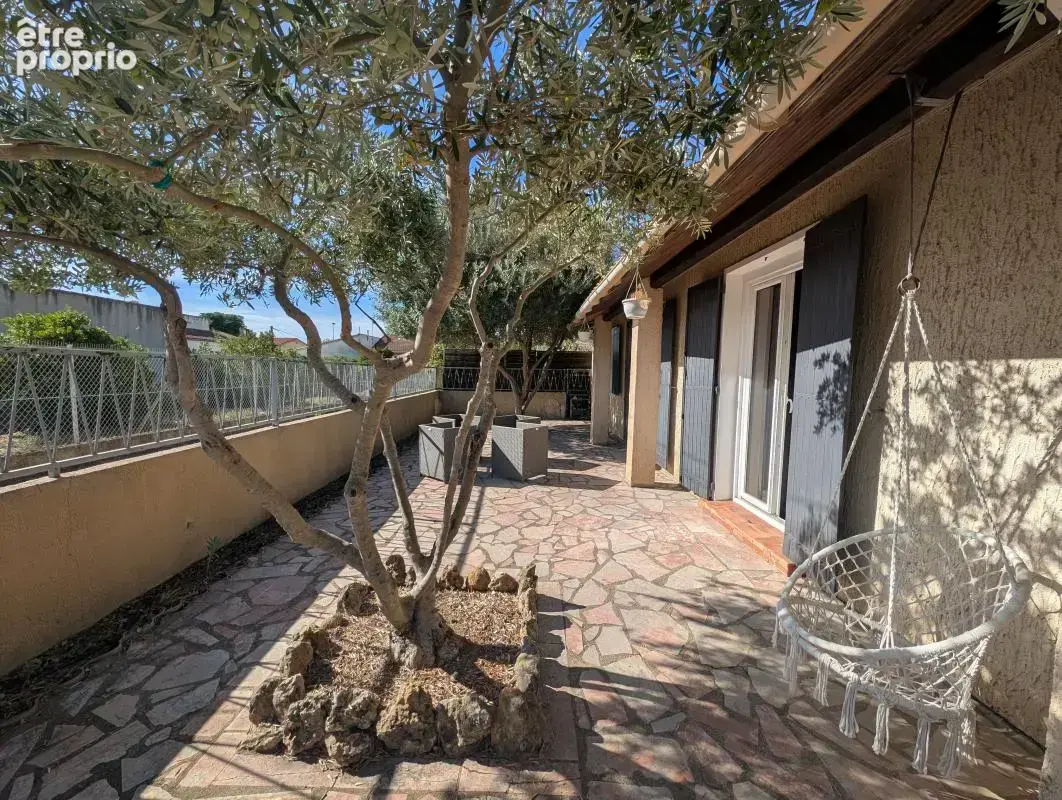 Lézignan-la-Cèbe : belle maison de plain-pied rénovée, au calme d'une impasse - photo 20
