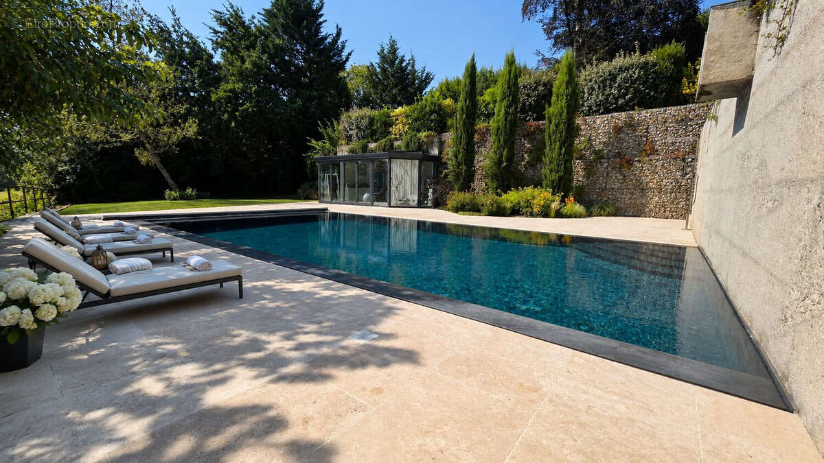 Maison 600 m² à Pers-Jussy  - photo 4