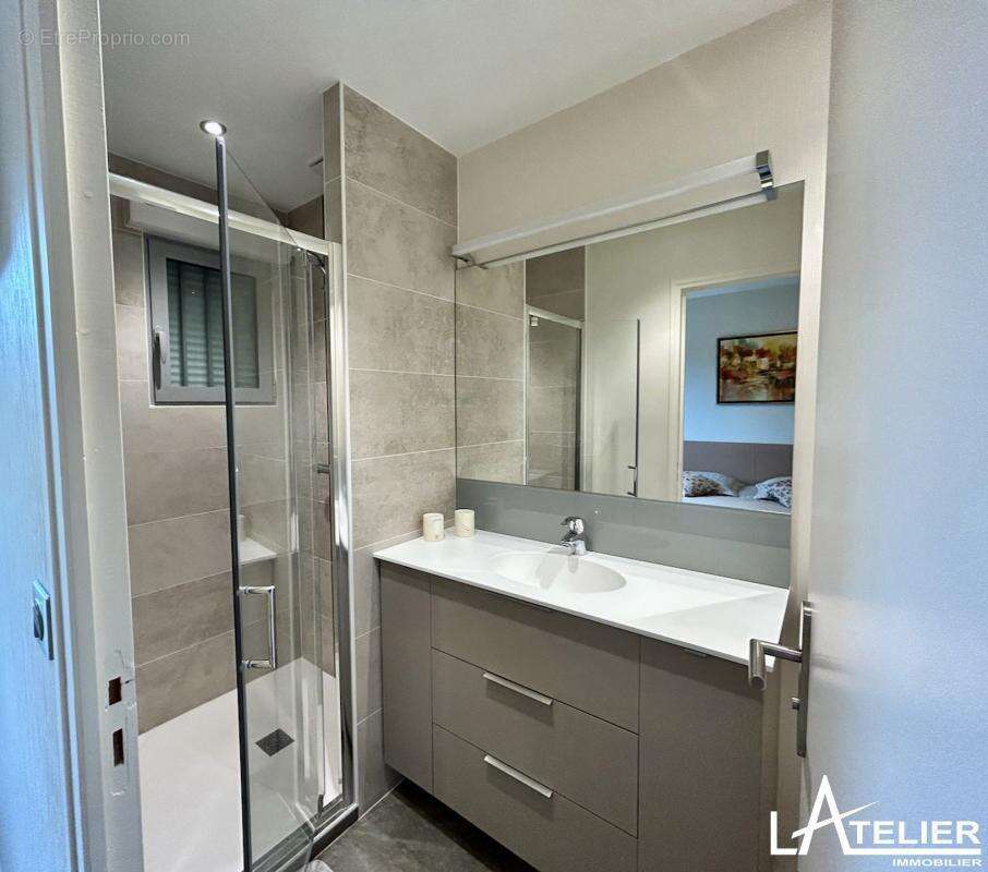 Maison à SAINT-ETIENNE-DE-MONTLUC