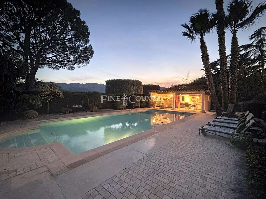 Maison à AURIBEAU-SUR-SIAGNE