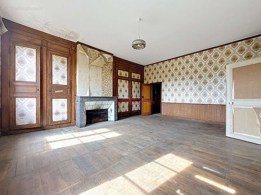 Maison de caractère à rénover Sainte Ménéhould 298 m2 - photo 7