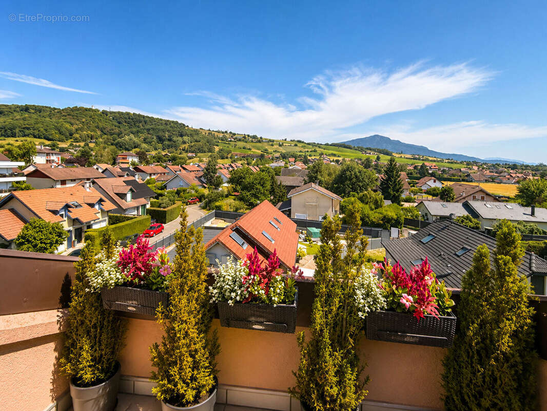 Appartement à DOUVAINE