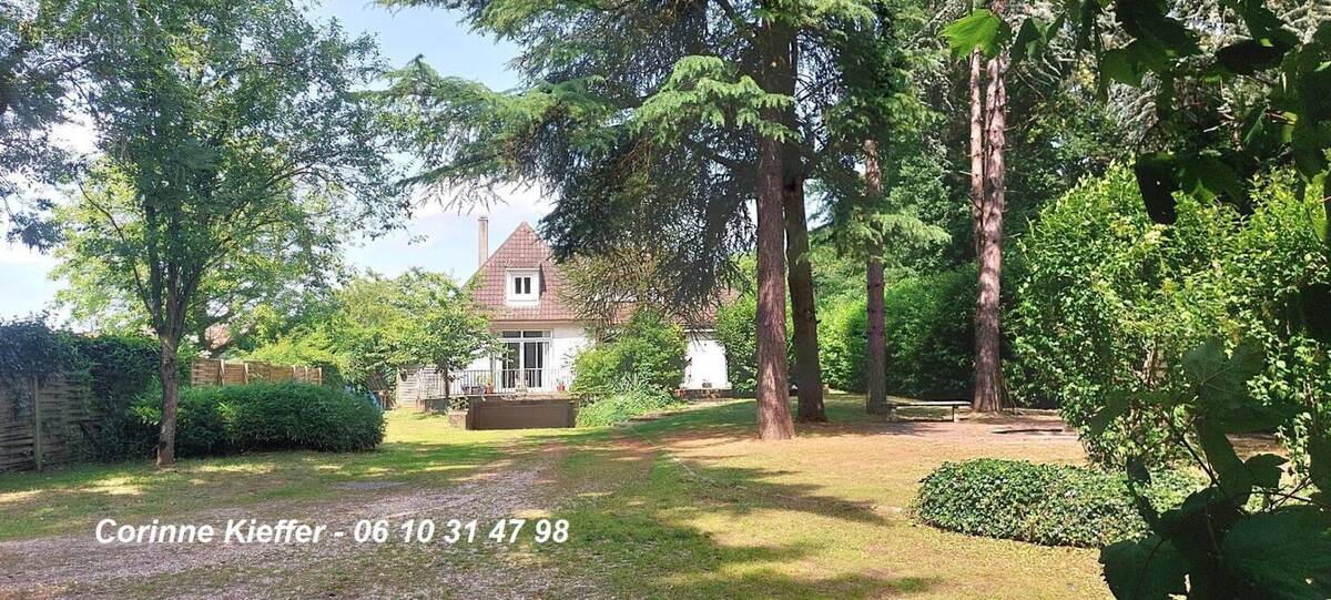 Maison à MERY-SUR-OISE