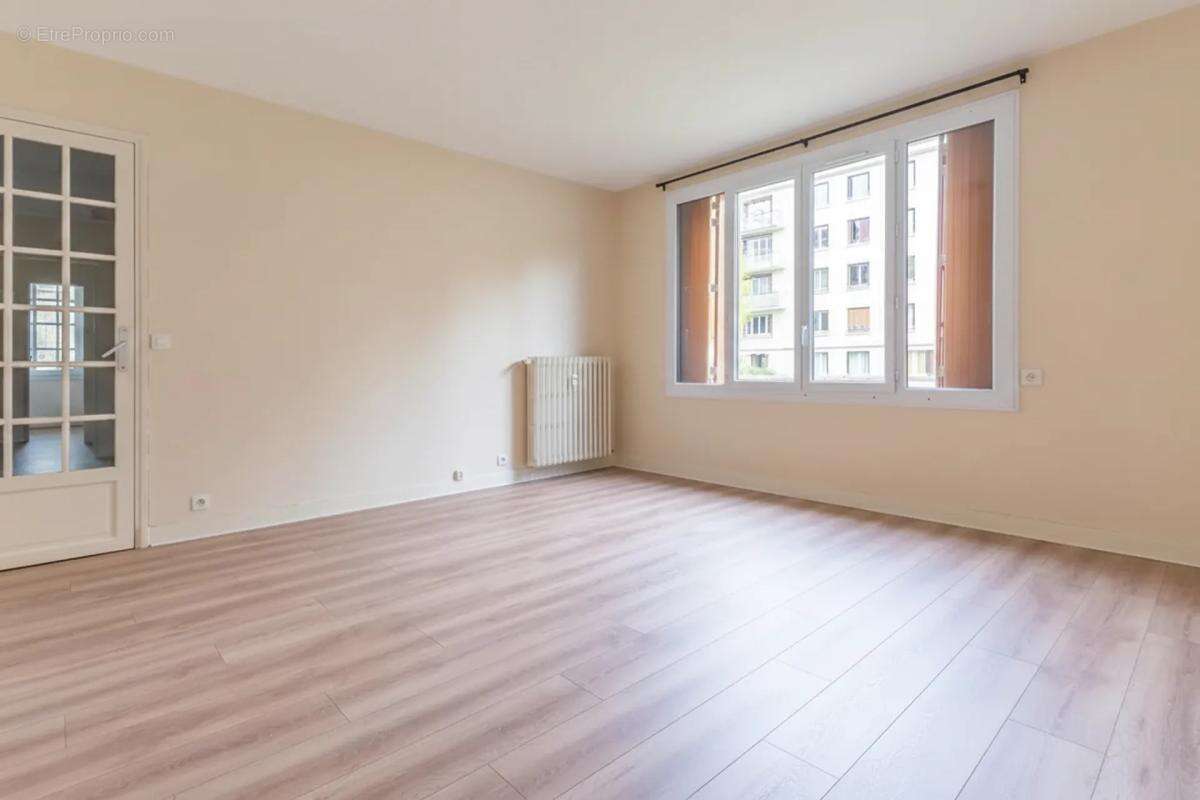 Appartement à MAISONS-LAFFITTE