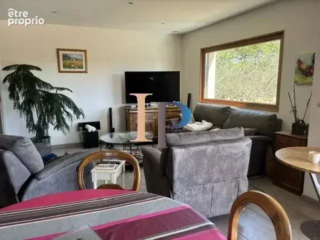 5 mn CHARLIEU maison avec vue et piscine - photo 9